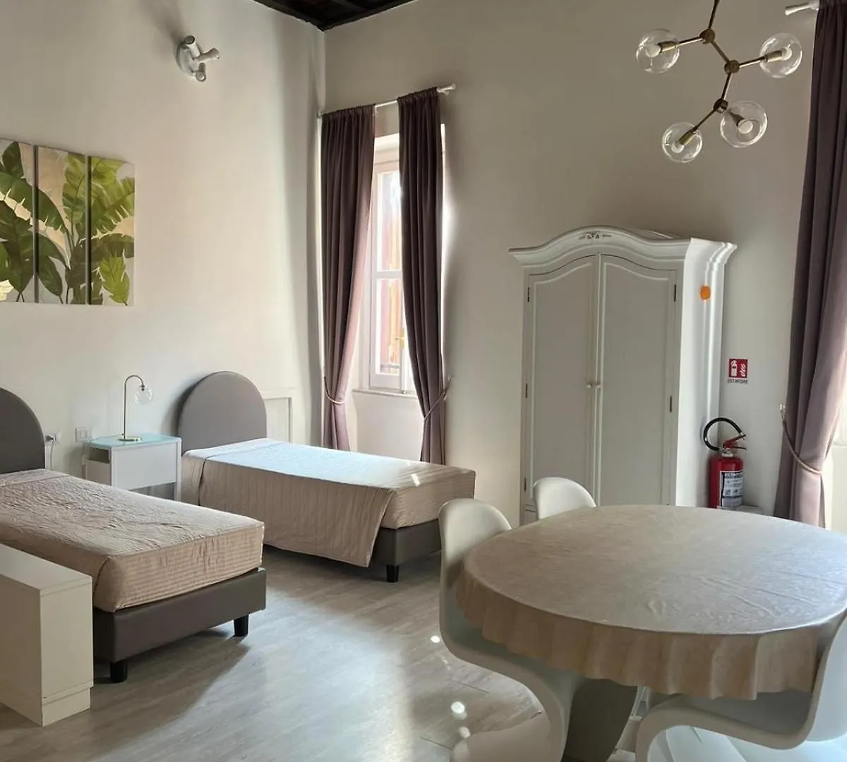 Cappuccini House Apartment Rome 0*,