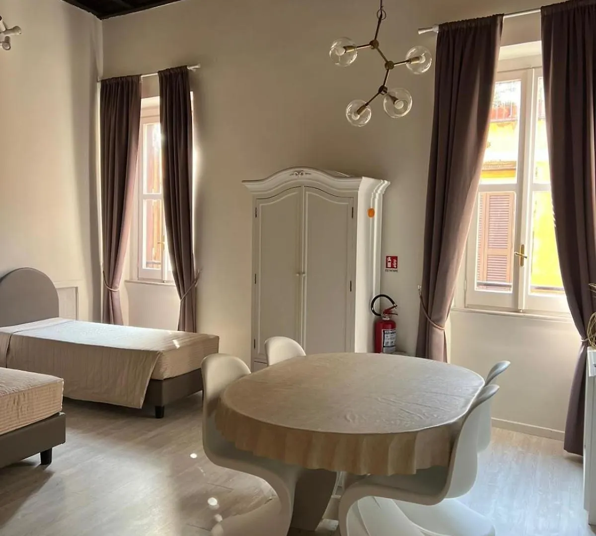 Cappuccini House Apartment Rome